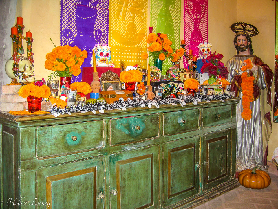 Day of the Dead Altar in San Miguel de Allende - Our World in Photos